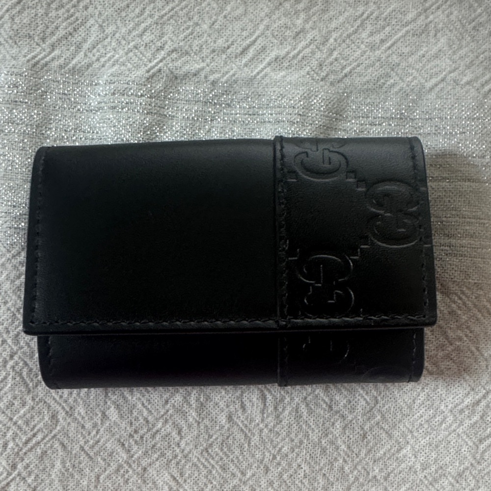 Gucci Black key ring holder